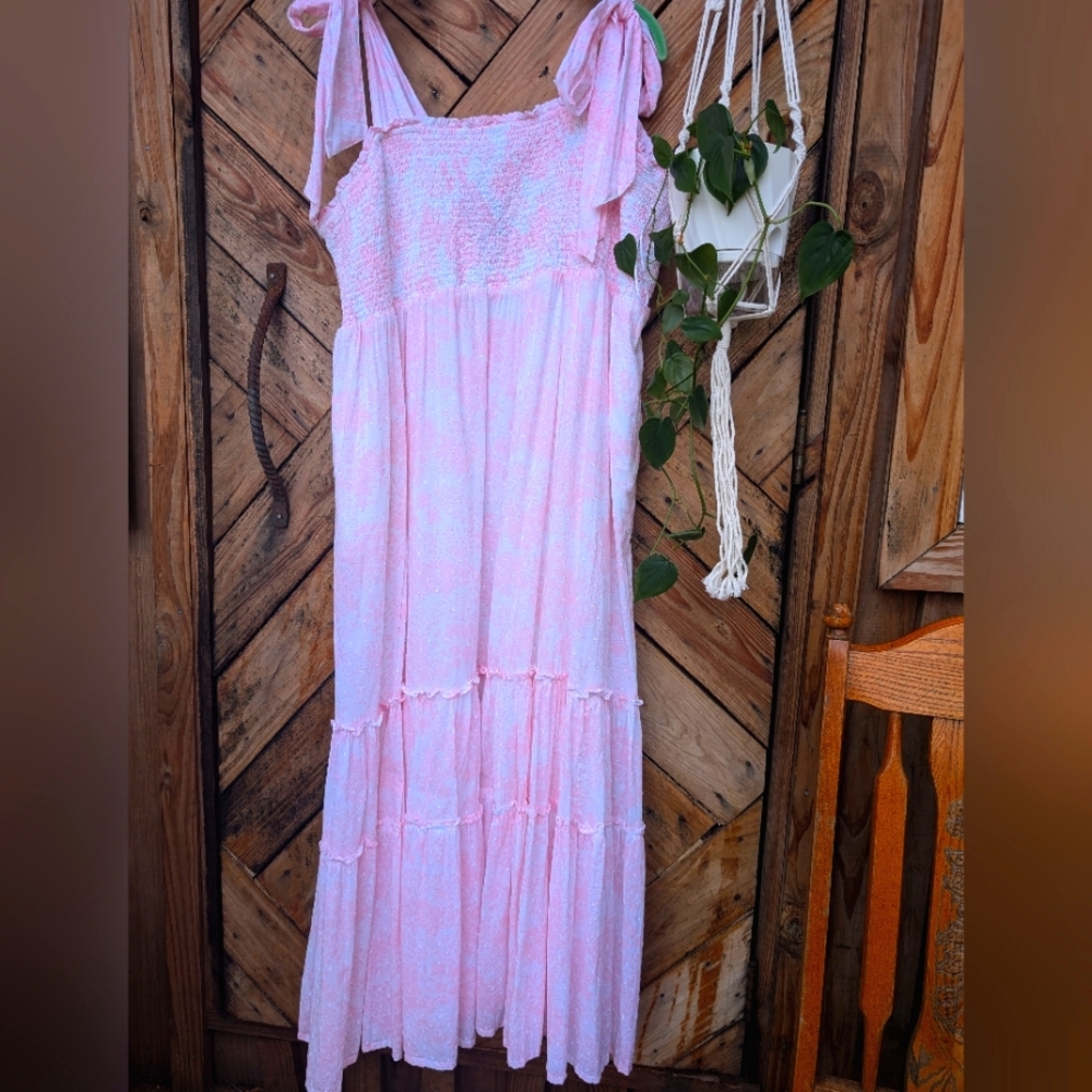 "Crown and Ivy by Belk NWT- Sleeveless Smocked Tiered 100% cotton dress